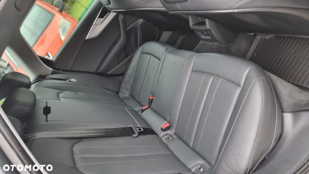 Audi A4 Avant - 14