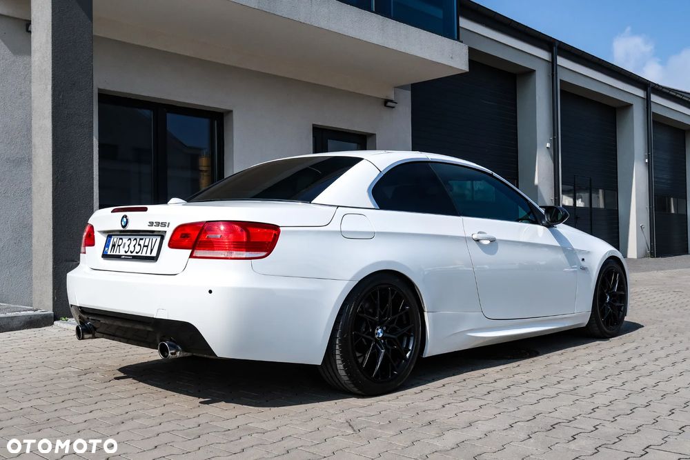 BMW Seria 3 335i - 15