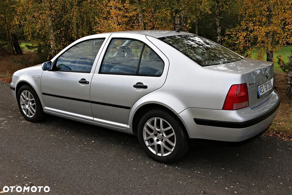 Volkswagen Bora Variant 1.6 - 26