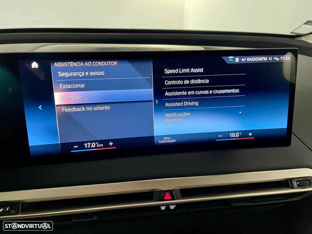 BMW iX xDrive 40 - 34