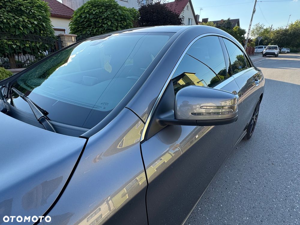 Mercedes-Benz CLA 180 - 11