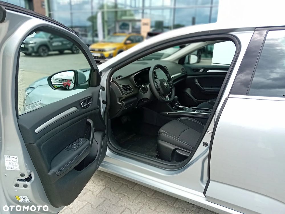 Renault Megane 1.3 TCe Techno EDC - 10