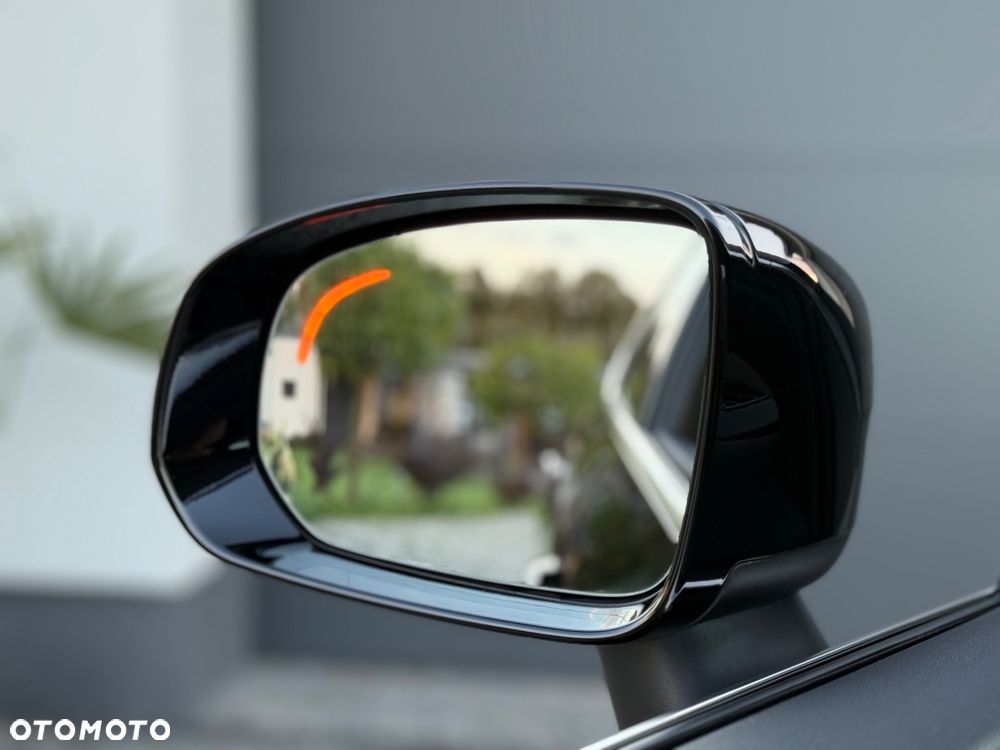 Volvo XC 60 B4 D AWD Geartronic Momentum Pro - 22