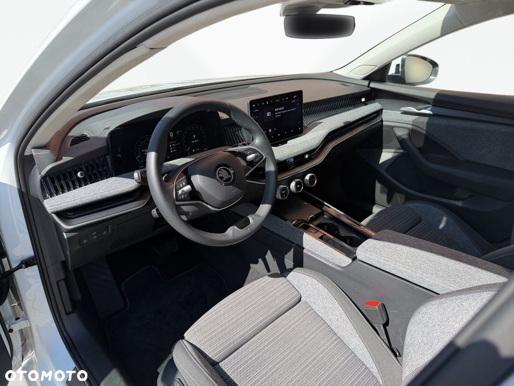 Skoda Superb 2.0 TDI SCR 4x4 Selection DSG - 11