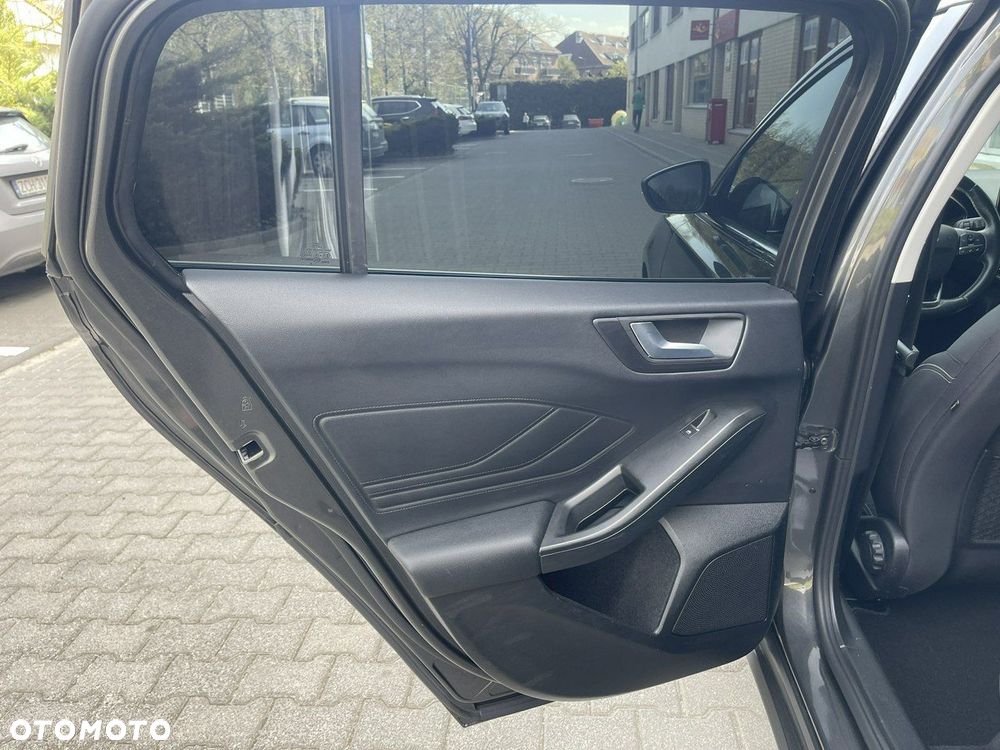 Ford Focus - 22