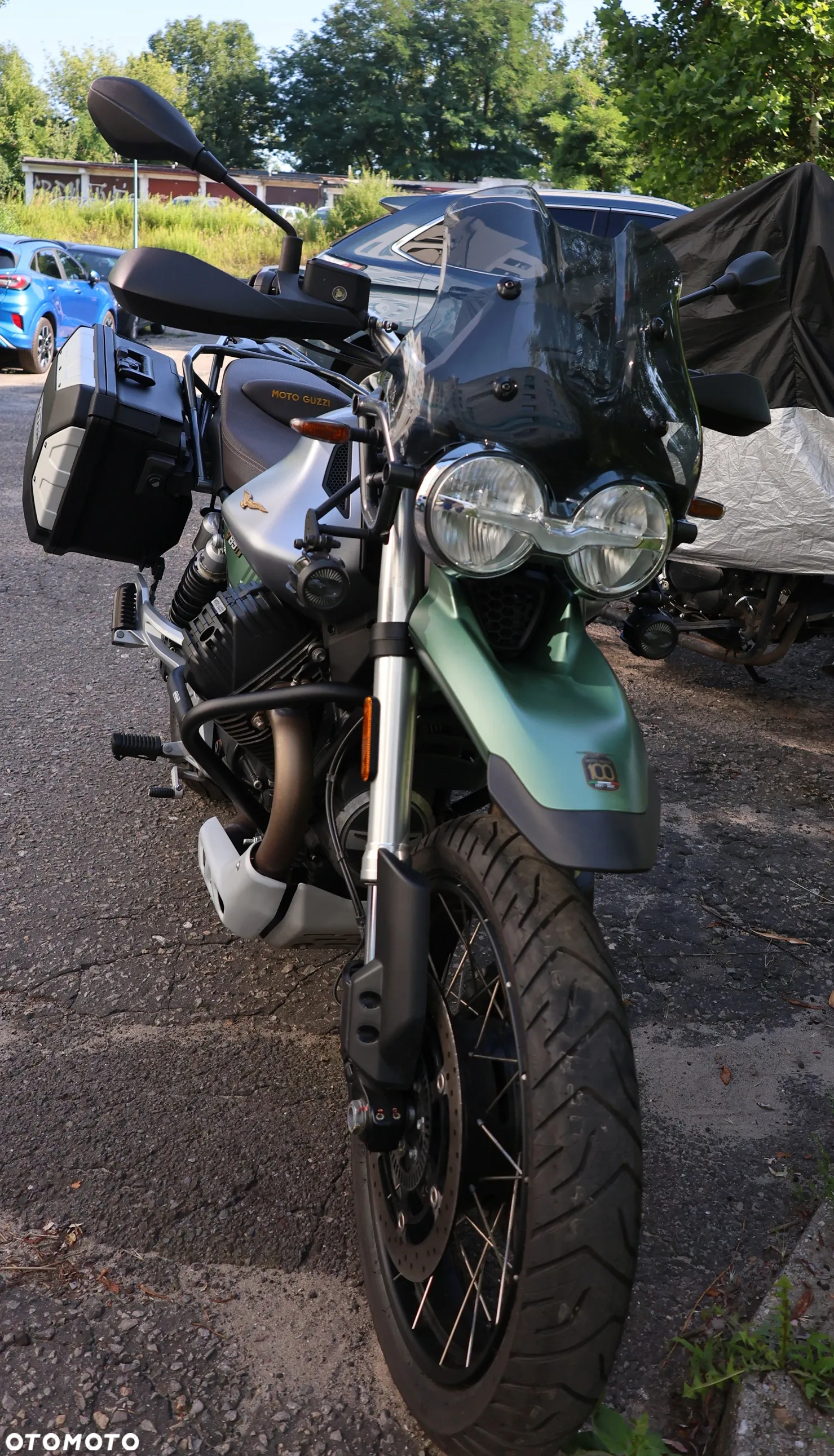 Moto Guzzi V85 - 2
