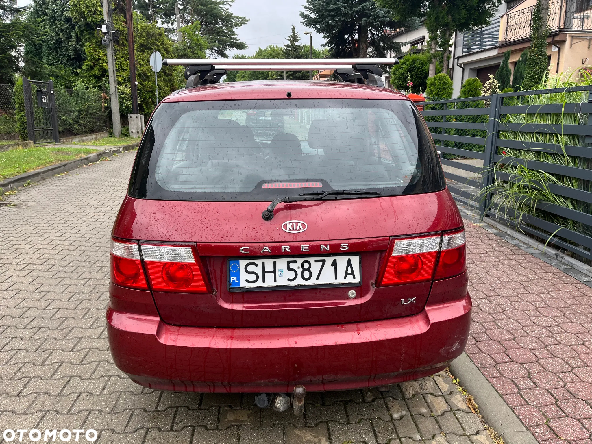 Kia Carens 2.0 CVVT LX - 16