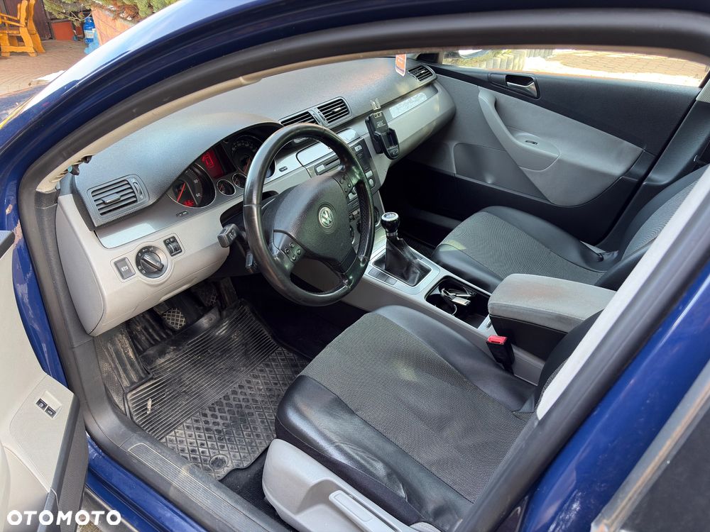 Volkswagen Passat - 7