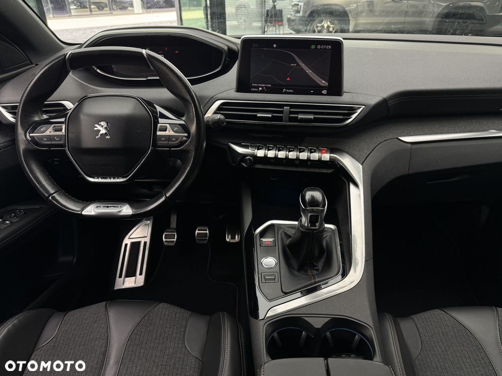 Peugeot 3008 1.2 PureTech GT S&S - 16