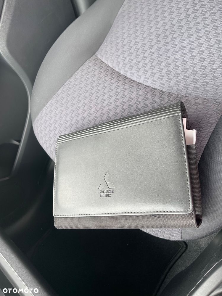 Mitsubishi Space Star 1.0 Entry - 16