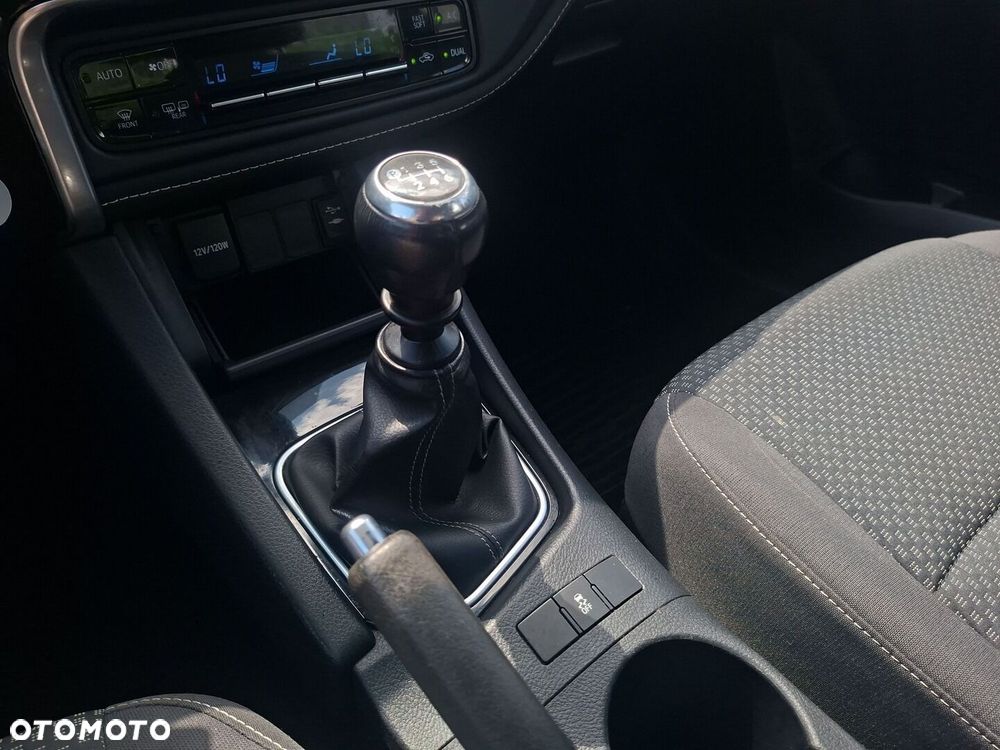 Toyota Corolla - 26