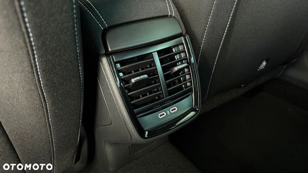 Skoda Kamiq 1.5 TSI Monte Carlo DSG - 30
