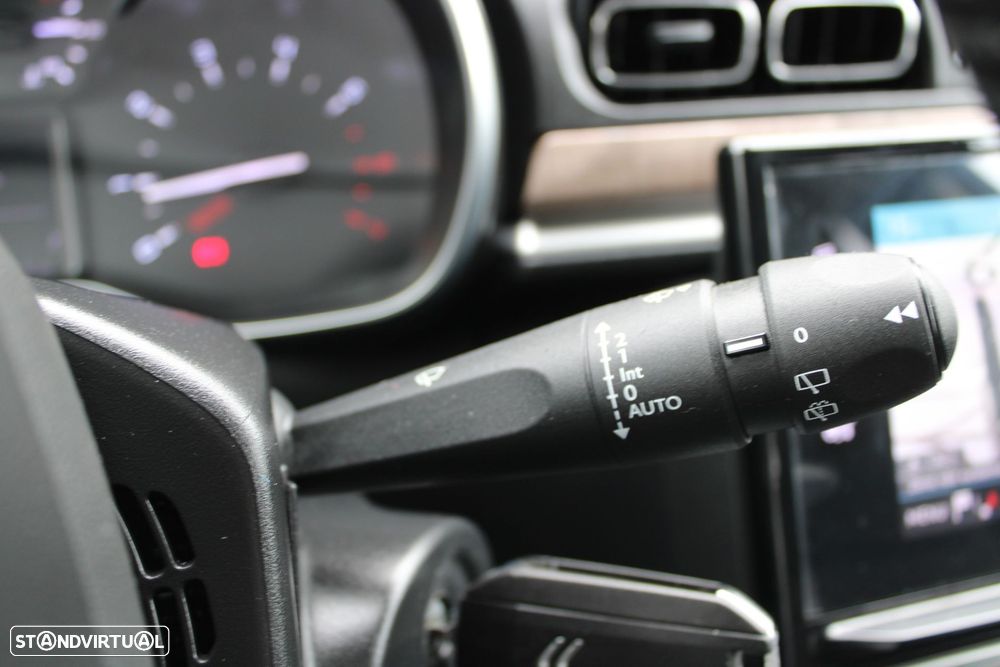 Citroën C3 1.2 PureTech Shine - 32