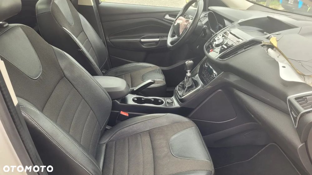 Ford Kuga 2.0 TDCi 2x4 ST-Line - 13