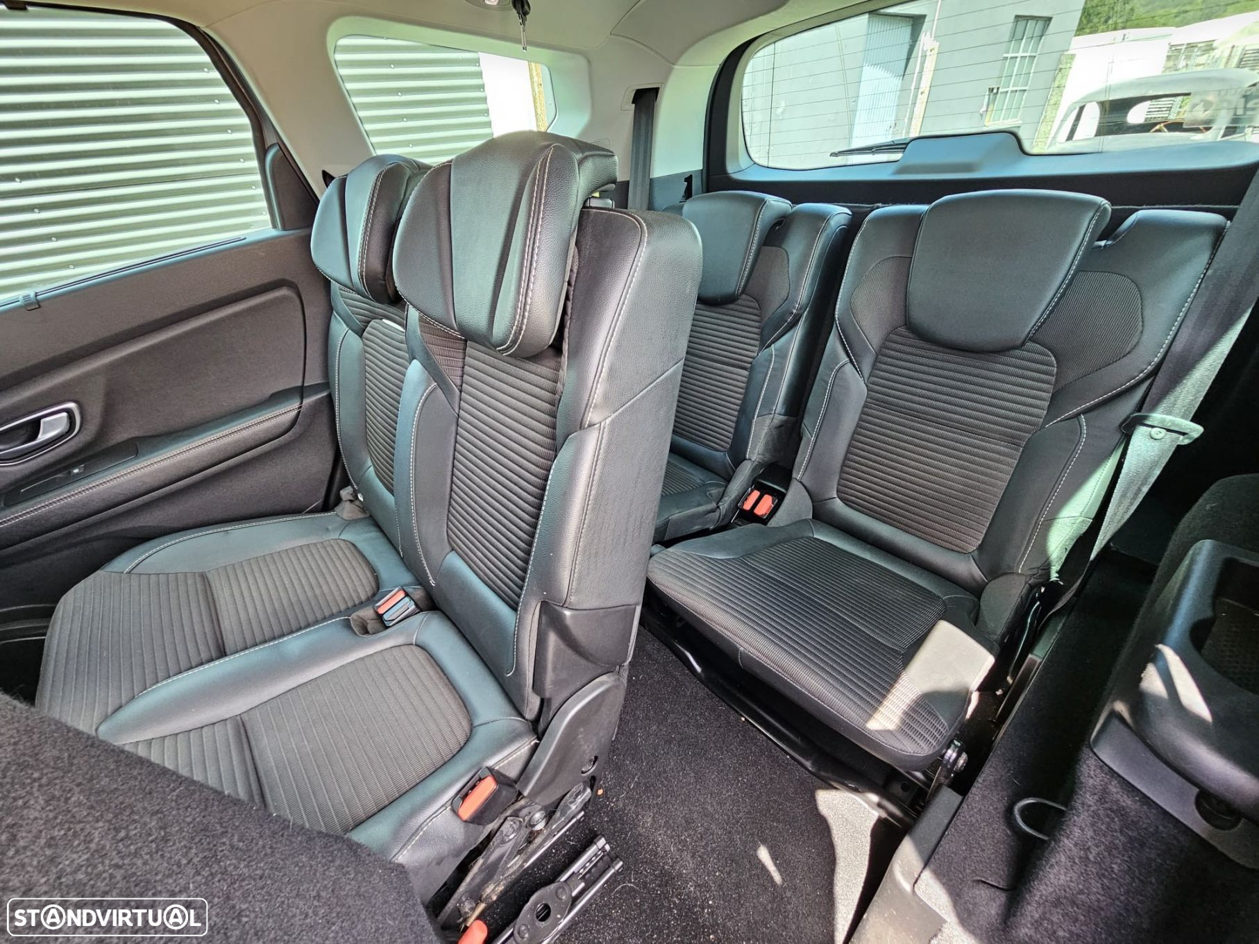 Renault Grand Scénic 1.5 dCi Bose Edition EDC SS - 23