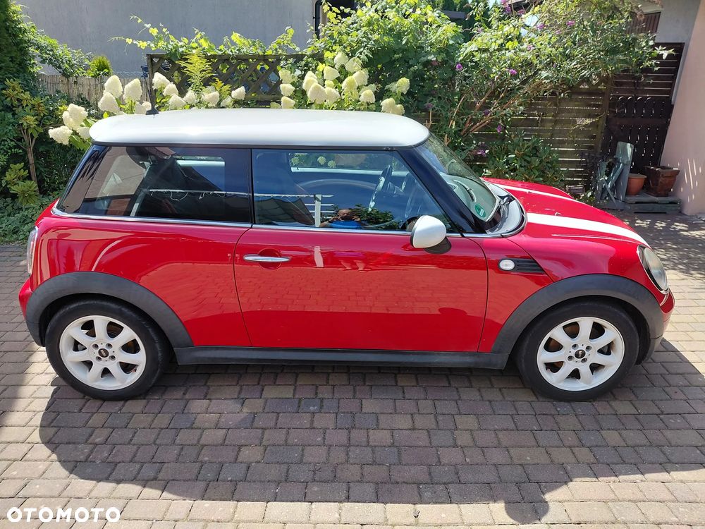 MINI Cooper Standard - 1