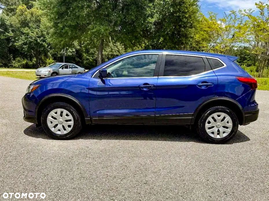 Nissan Qashqai - 10
