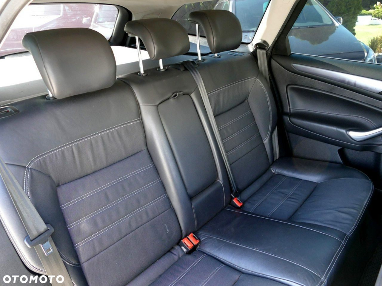 Ford Mondeo 2.0 TDCI Titanium X - 26