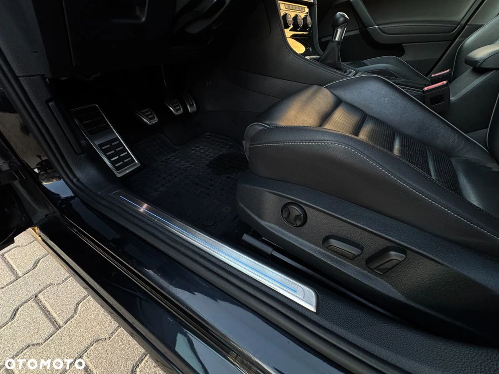 Volkswagen Golf - 18