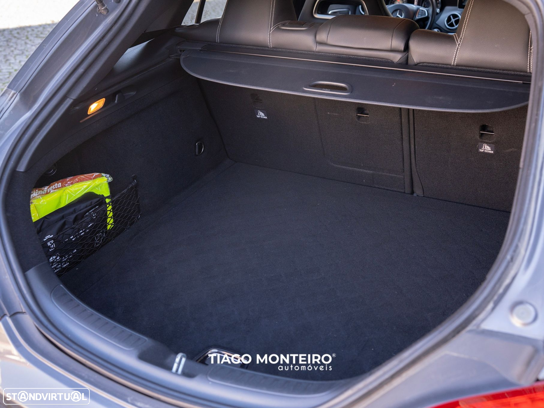 Mercedes-Benz CLA 180 Shooting Brake d Urban - 35