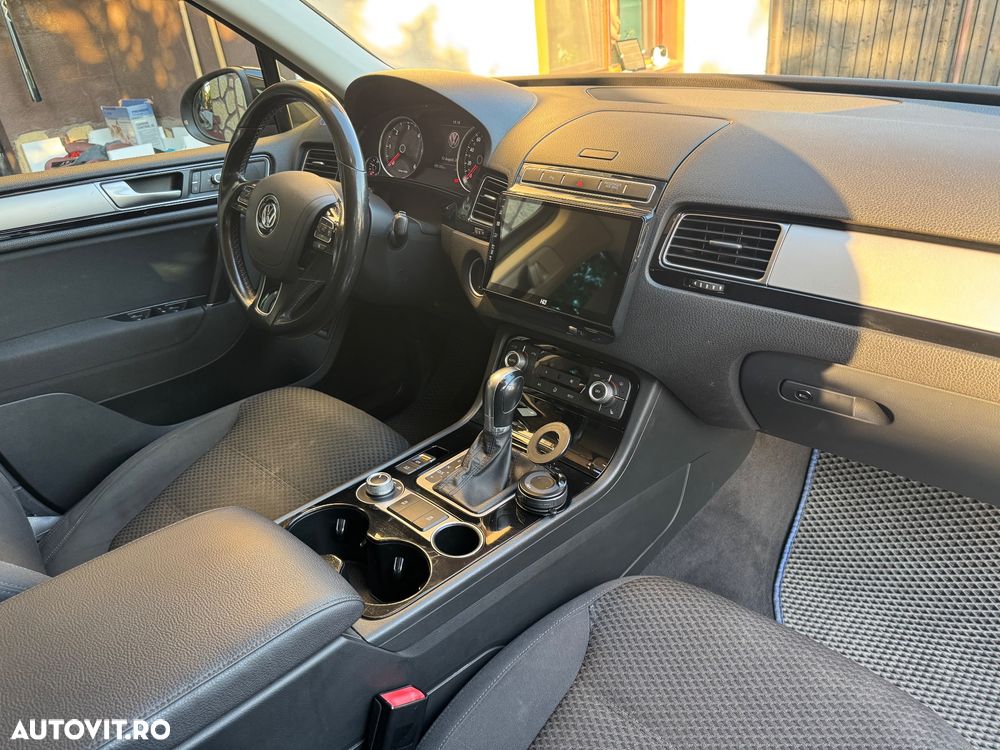Volkswagen Touareg - 3