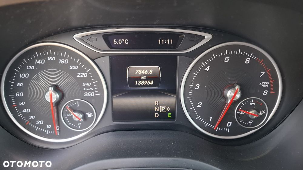 Mercedes-Benz Klasa B 250 7G-DCT Urban - 9