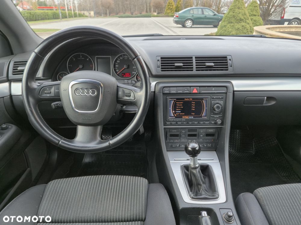 Audi A4 Avant 2.0 TDI DPF Attraction - 11