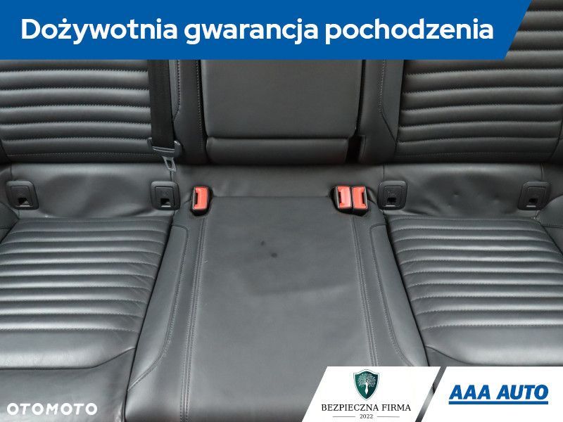 Volkswagen Passat Variant - 12