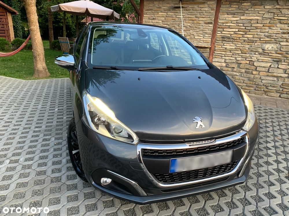 Peugeot 208 PureTech 110 Stop & Start Allure - 1