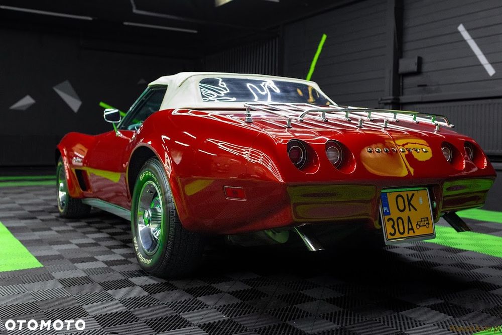Chevrolet Corvette - 5