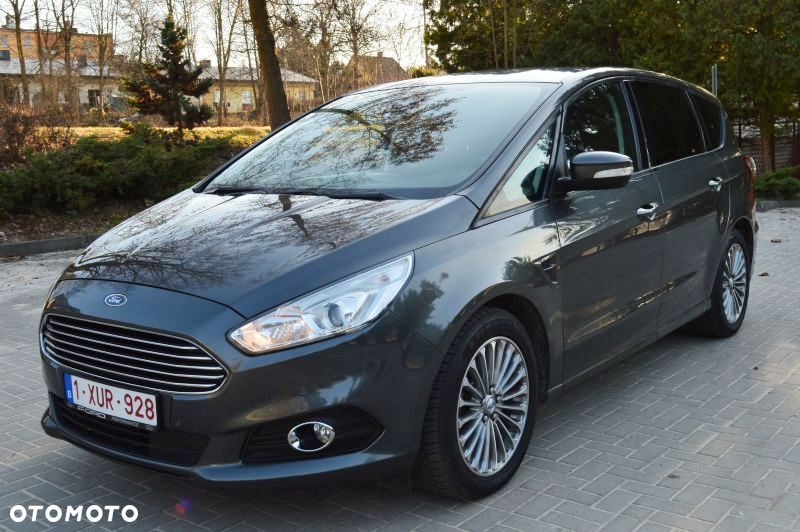 Ford S-Max - 8