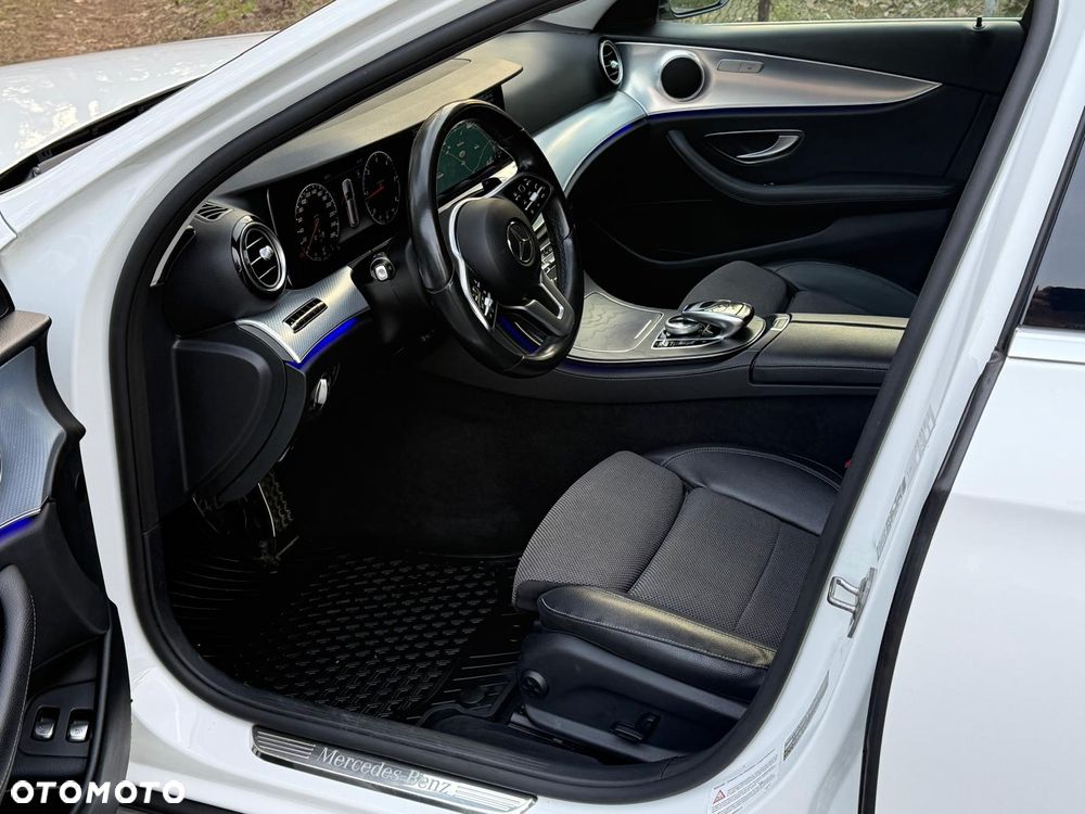 Mercedes-Benz Klasa E 220 d 4Matic 9G-TRONIC - 7
