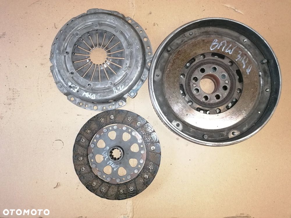 SPRZEGŁO TARCZA DWUMASA BMW E36 1.8 TDS - 2