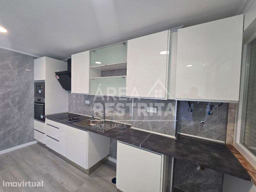 Apartamento T2, Remodelado no centro de Oeiras - Grande imagem: 5/26