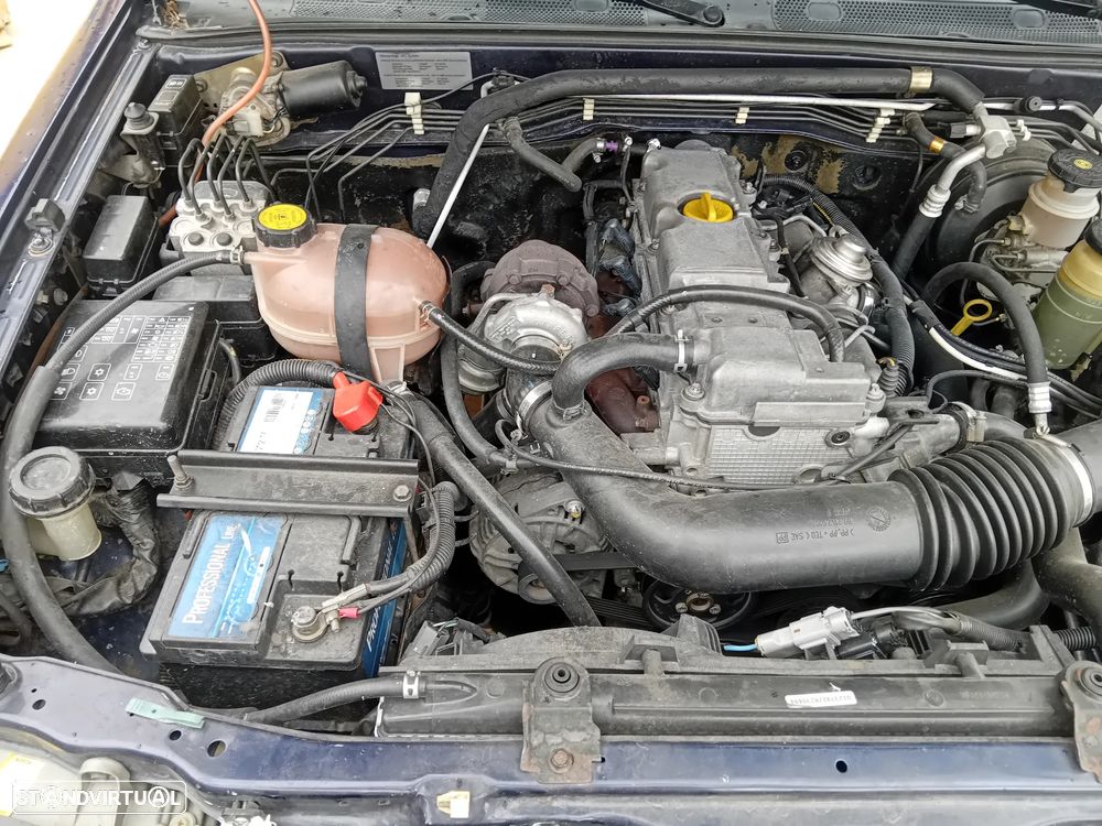 Opel Frontera 2.2 DTi - 2