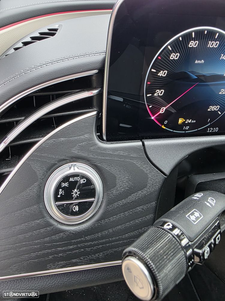 Mercedes-Benz E 300 de 9G-TRONIC AMG Line - 27