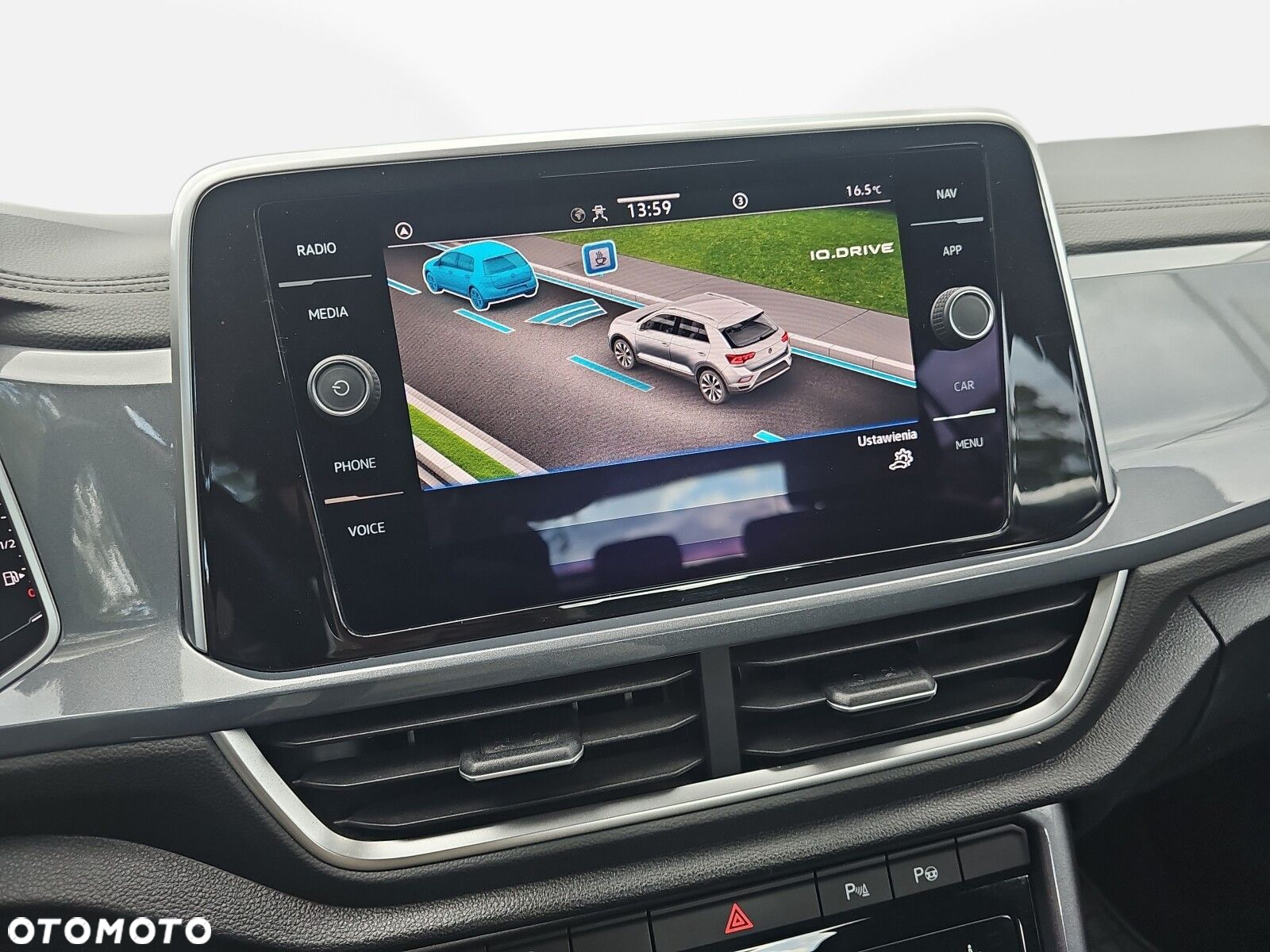 Volkswagen T-Roc 1.5 TSI Style DSG - 26