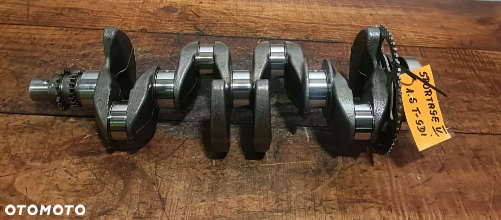 KIA SPORTAGE 5 V 21 r.- 1.6 T-GDI WAŁ KORBOWY P312J001 - 1