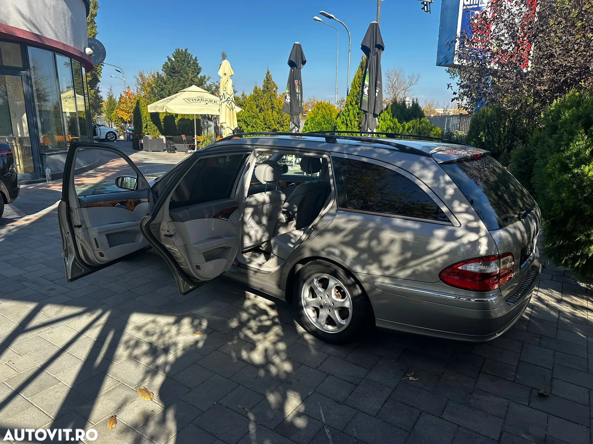 Mercedes-Benz E 200 T Kompressor Automatik Elegance - 4
