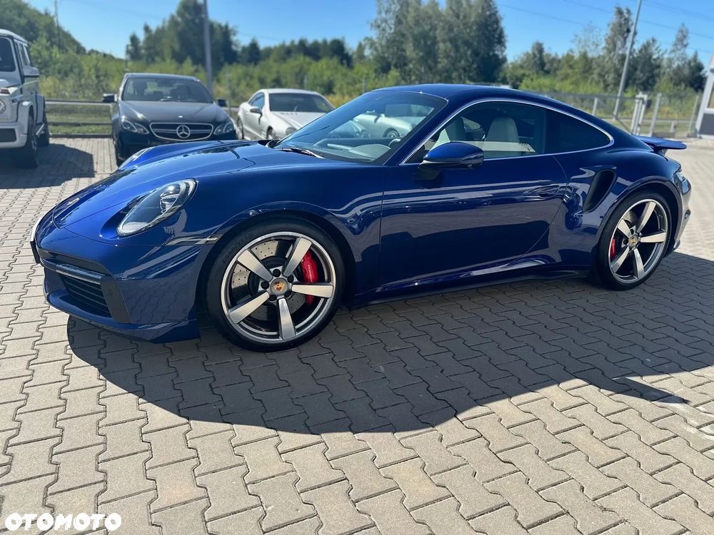 Porsche 911 Turbo - 8