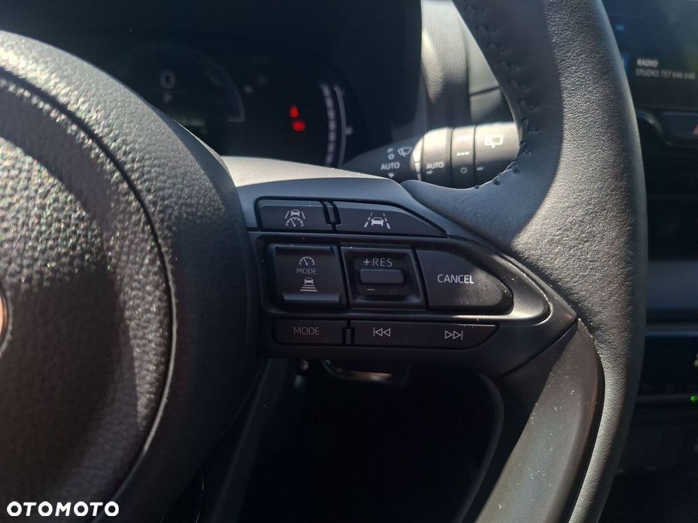 Toyota Yaris Hybrid 1.5 Style - 17