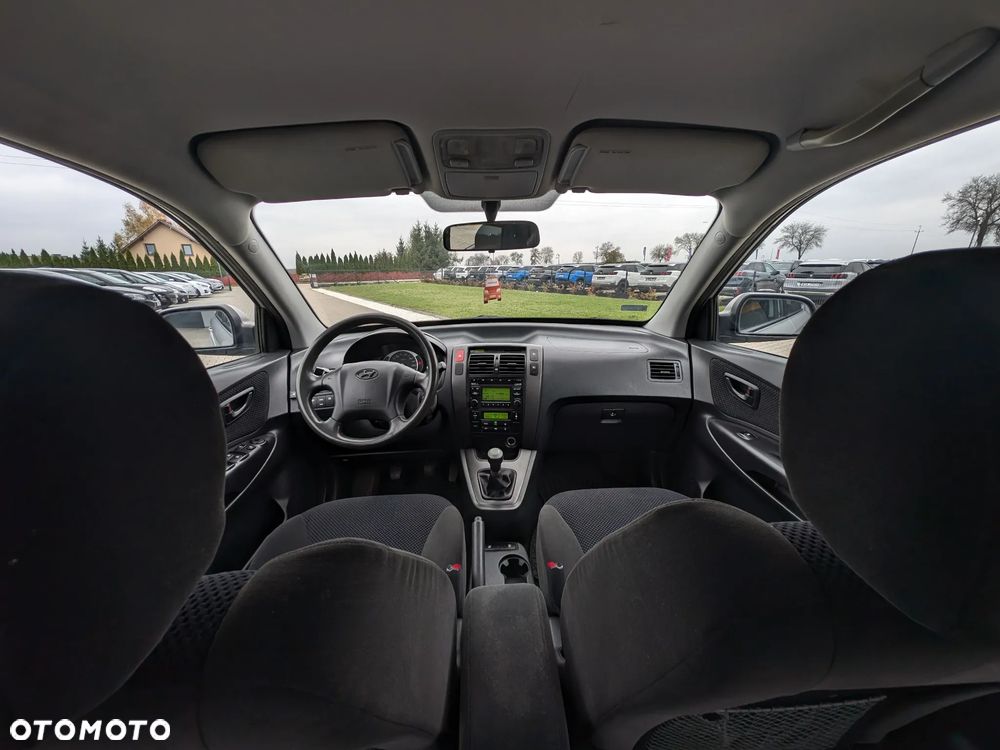 Hyundai Tucson 2.0 4WD GLS - 24