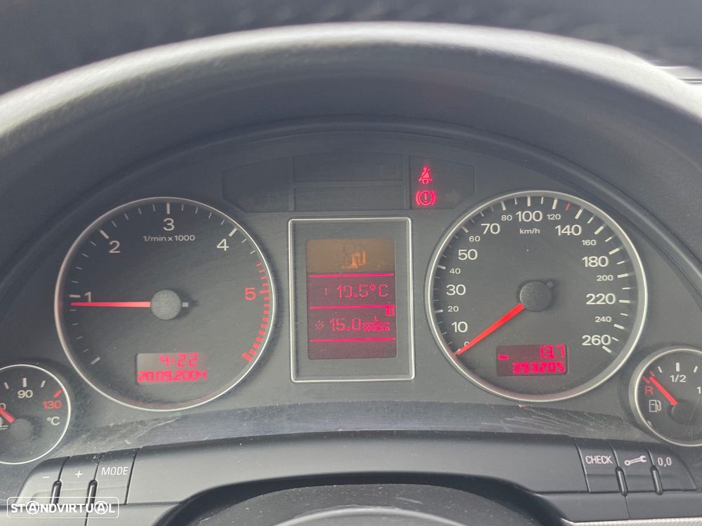Audi A4 Avant 1.9 TDI - 9