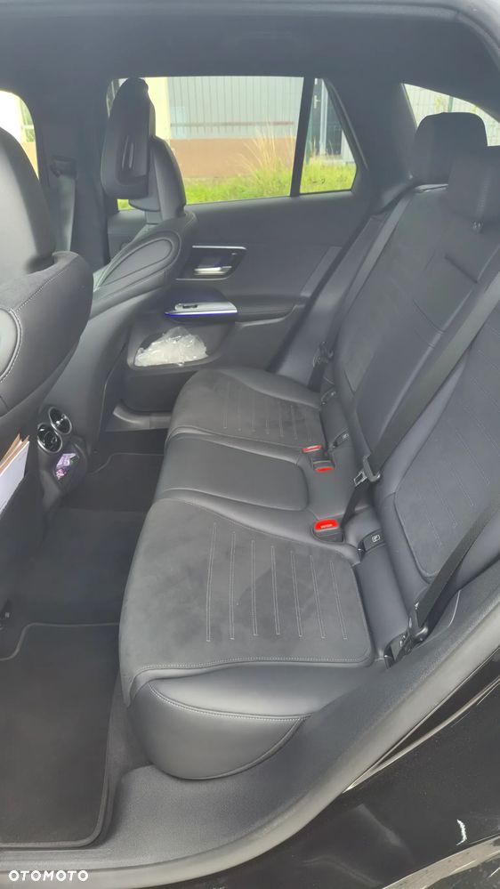 Mercedes-Benz GLC 220 d mHEV 4-Matic AMG Line - 16