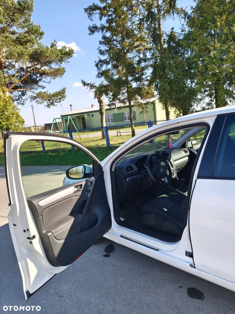 Volkswagen Golf 1.6 TDI Comfortline - 10