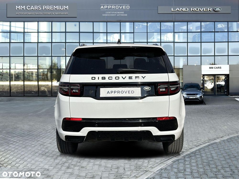 Land Rover Discovery Sport - 11
