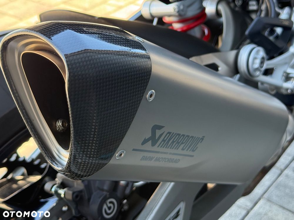 BMW R - 18