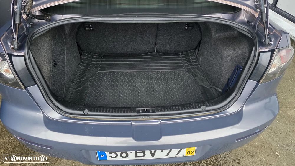 Mazda 3 Hatchback MZR 1.6 CD Exclusive - 8