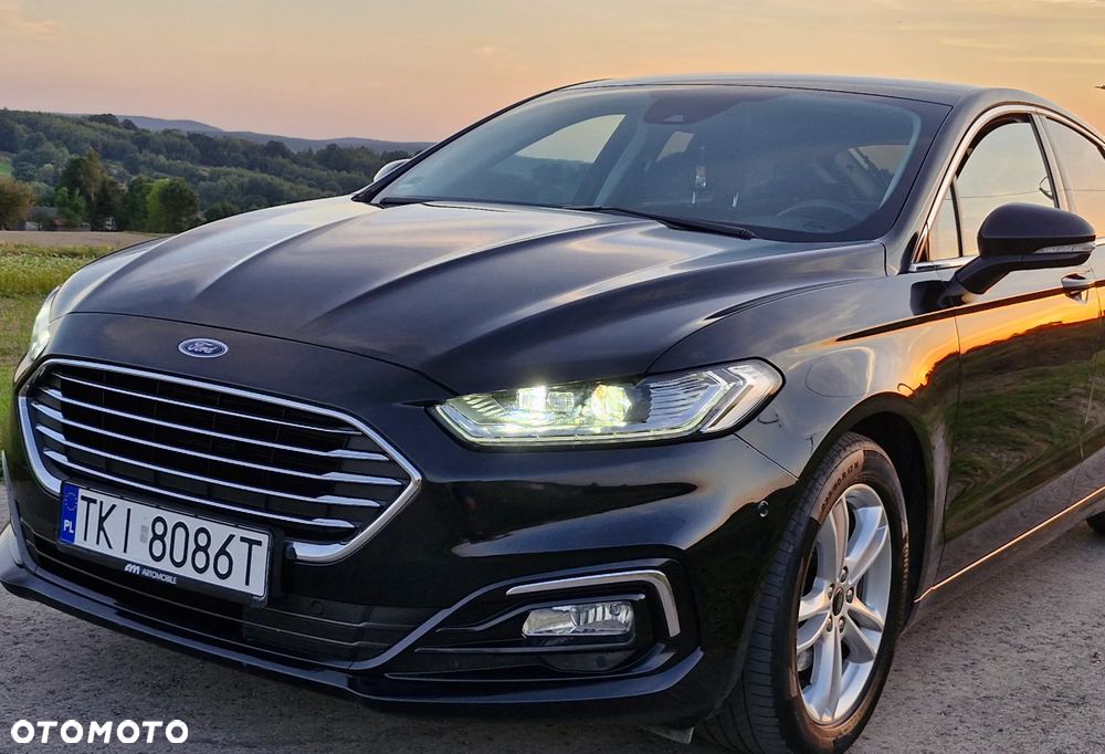 Ford Mondeo 2.0 EcoBlue Titanium - 4
