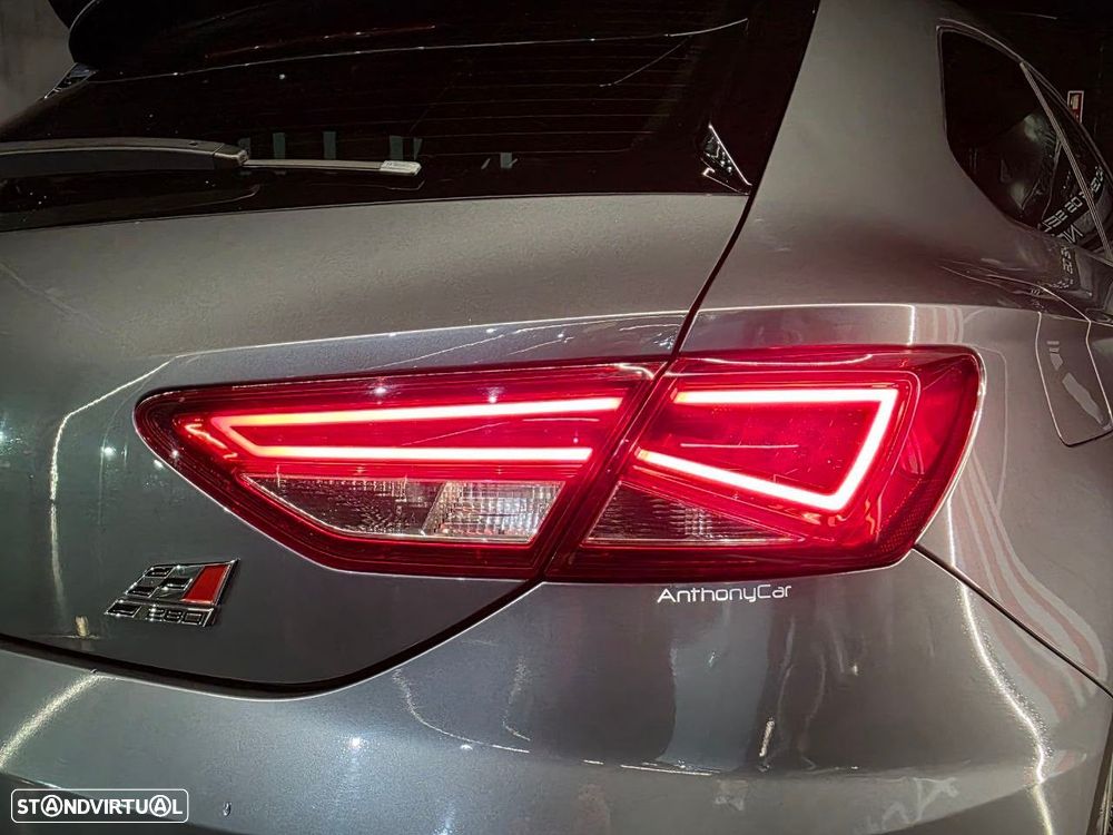 SEAT Leon 2.0 TSI Cupra DSG S/S - 31